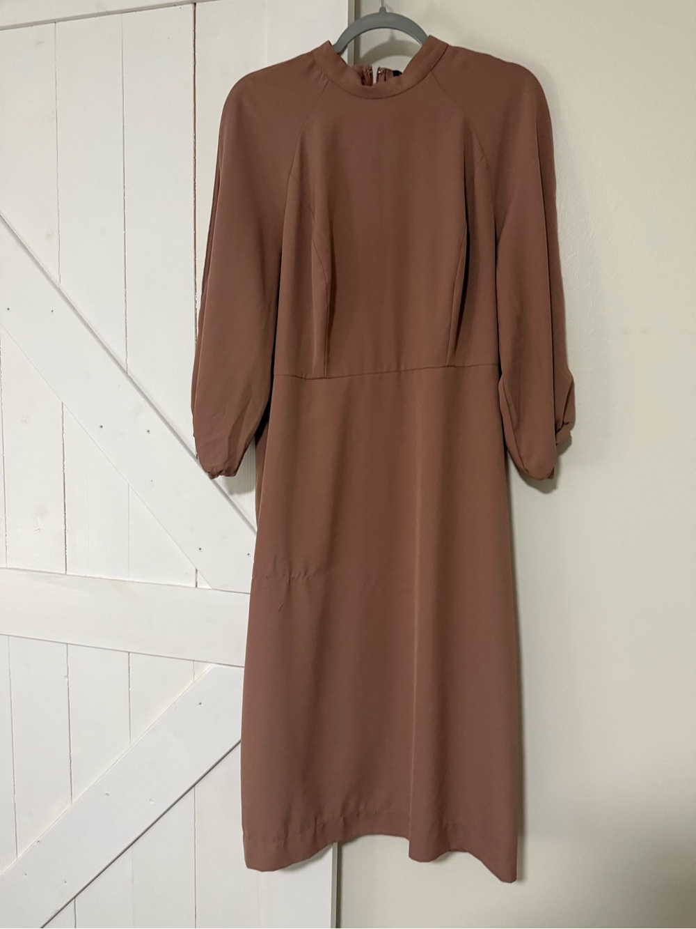 Classic Long Sleeve Midi Dress in Mauve